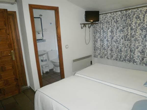 Hostal La Posada De Zocodover Toledo Ngoại thất bức ảnh